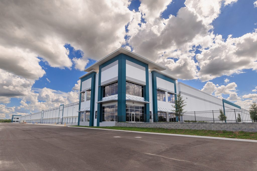 New Speculative Industrial Building Completed in Lakeland Central Park Lakeland Central Park